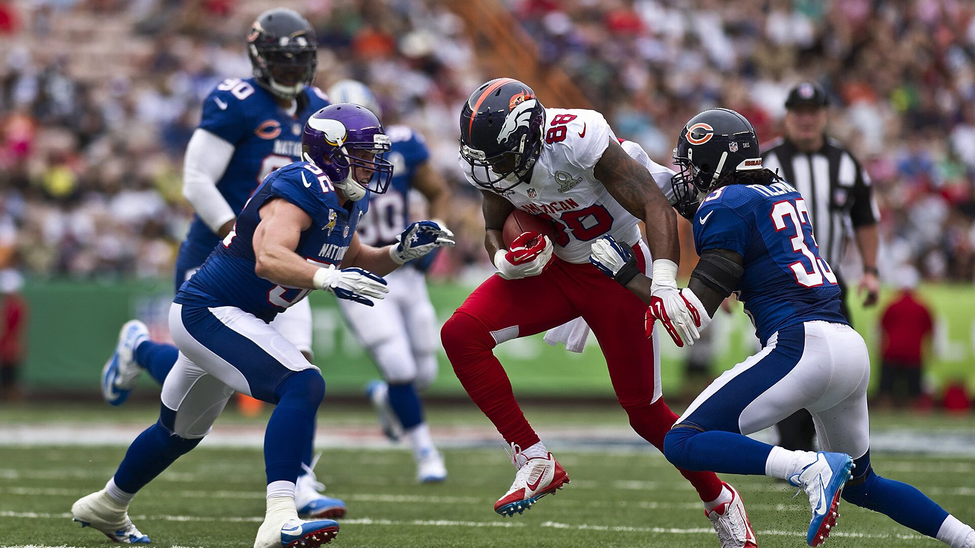 中澳接力赛后互相致意展风度，中澳之间